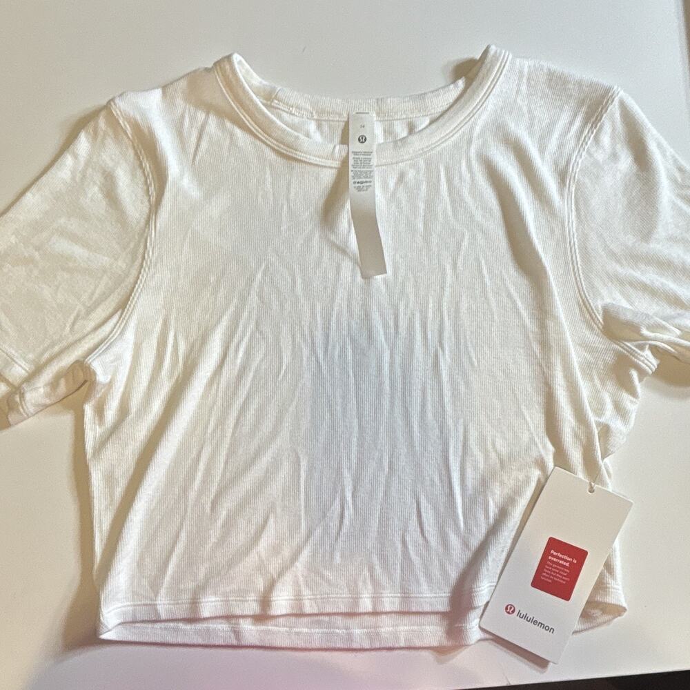 lululemon Womens White Solid Crew Neck Pullover Ribbed Modal Cropped Tee 14